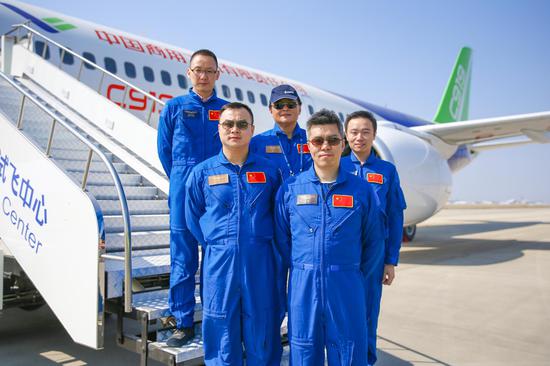 C919首飞最新动态与蔡俊的航天之路探索